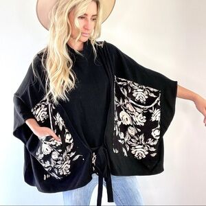 M A. Dainty Black and Cream Sweater Poncho
